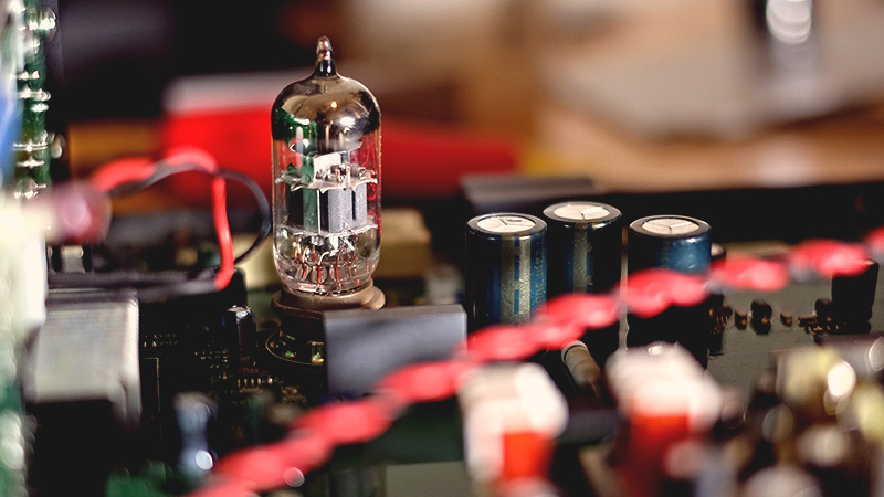 Un préampli micro à lampes